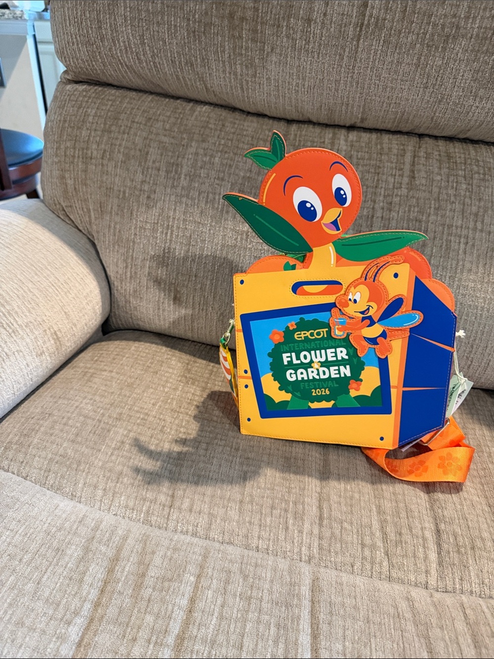 Disney’s EPCOT Flower & Garden Orange Bird Crossbody Bag 2026 - Picture 9 of 13